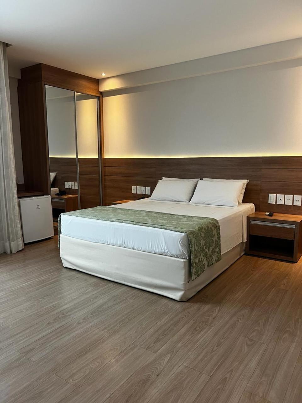 Vista Azul Apart Hotel - Vista Pinheiros بيدرا أزول المظهر الخارجي الصورة